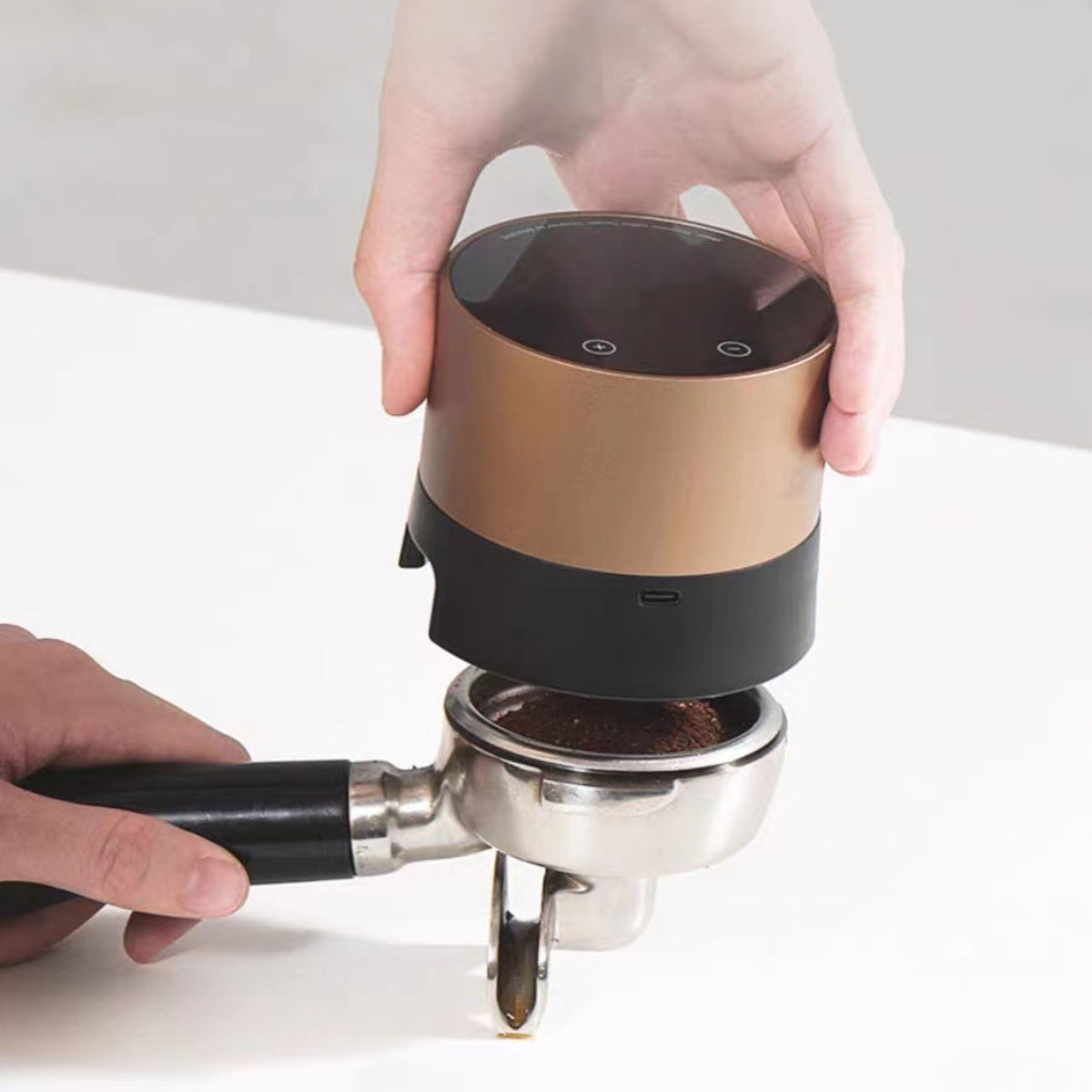 Automatic Coffee Tamper for Espresso and Puck Preparation (58.5mm)