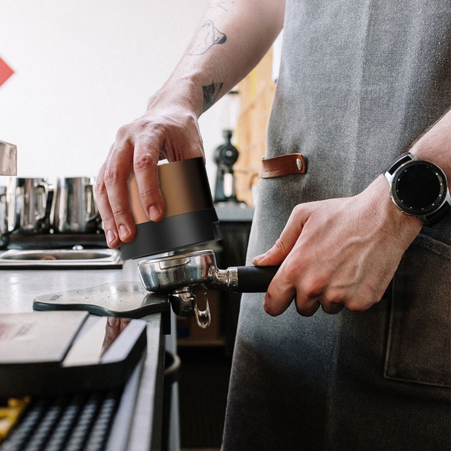 Automatic Coffee Tamper for Espresso and Puck Preparation (58.5mm)